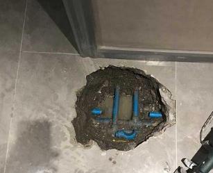 重庆县阳台漏水维修公司分享下暖气管道漏水的原因有哪些